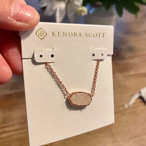 🛑 SOLD Kendra Scott Elisa Iridescent Druzy - Picture 3 of 16